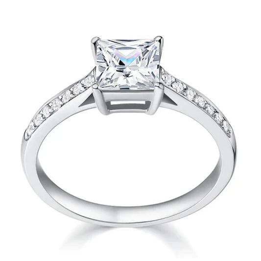 Leontina Gualtieri Ring | White Gold
